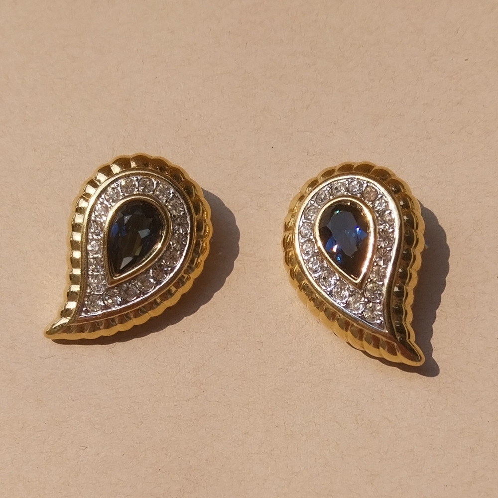 Nina Ricci  Clips Earrings - Picture 11 of 15